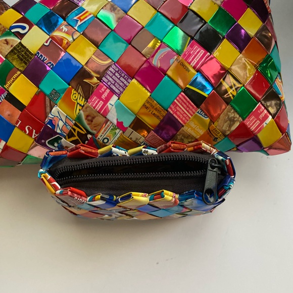 Candy and gum Wrapper Custom Handbag with change purse.  Zipper closure on both - Picture 9 of 13